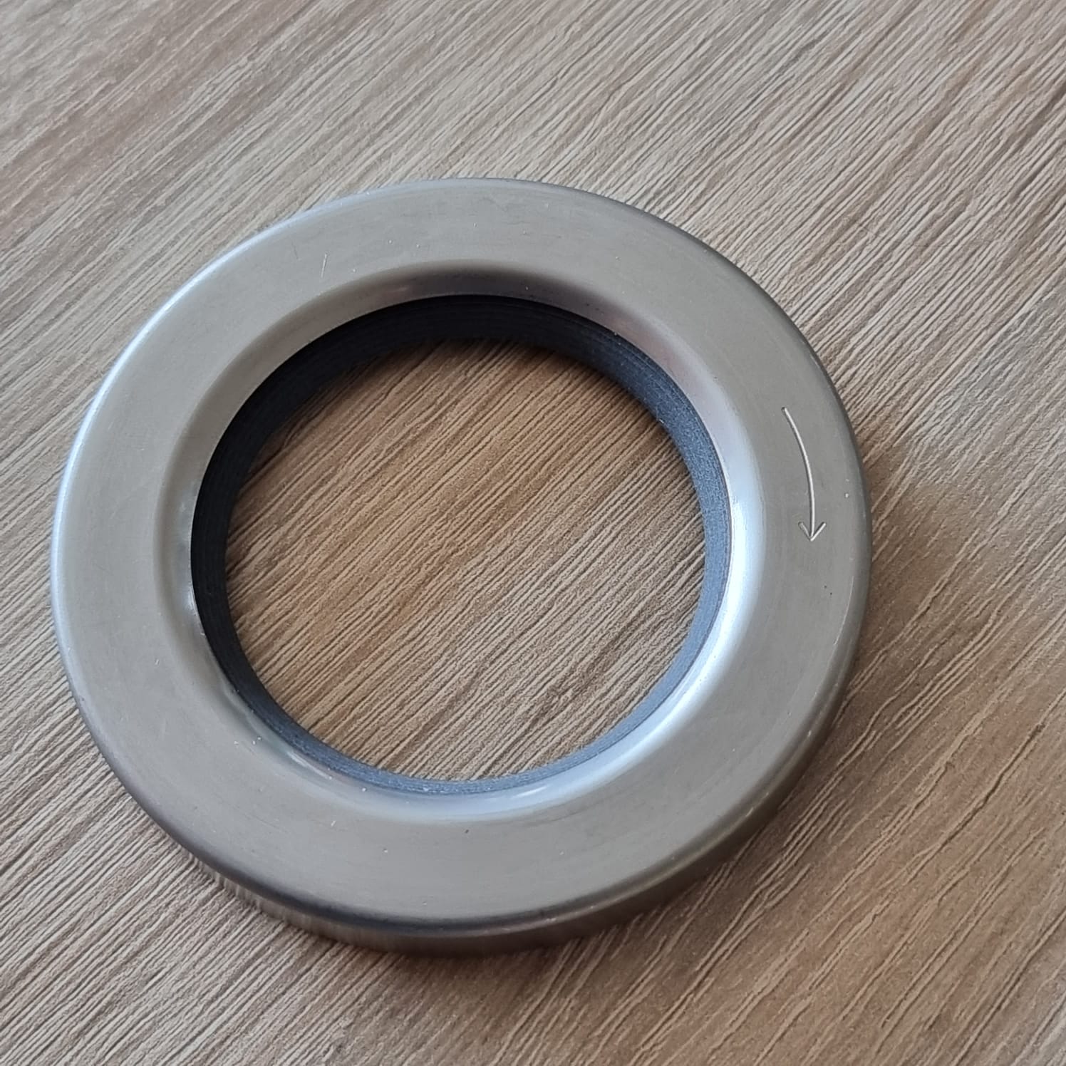 Radial seal ring 52 x 80 x 10 with twist